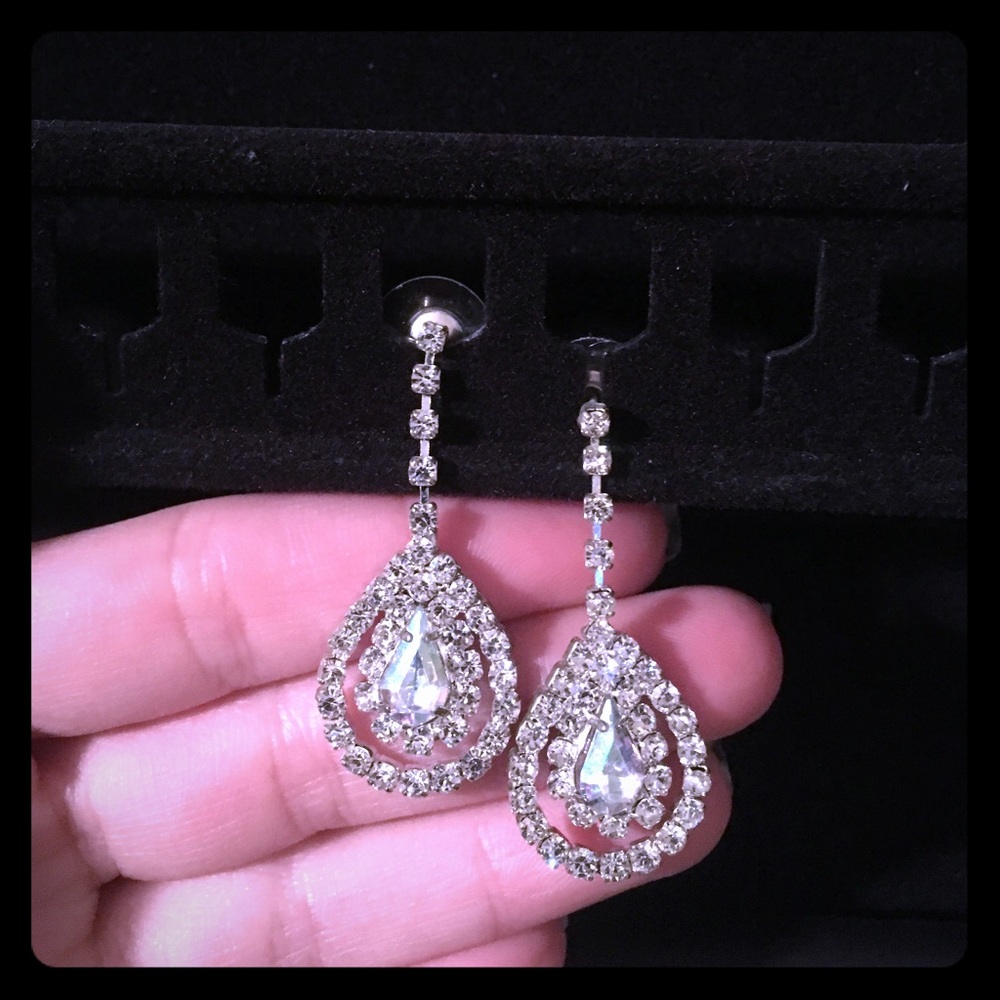 Diamond dangle earrings with matching necklace